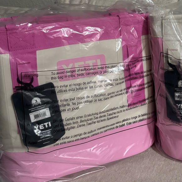 power pink yeti bag Camino Zip 18L Carryall Tote Pink/Aspen day snacks and MagSnap closure for easy pack Yeti | Bags | Yeti